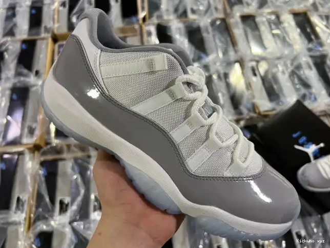 11 Jordan AV2187-140 Low Grey Cement Air 0514
